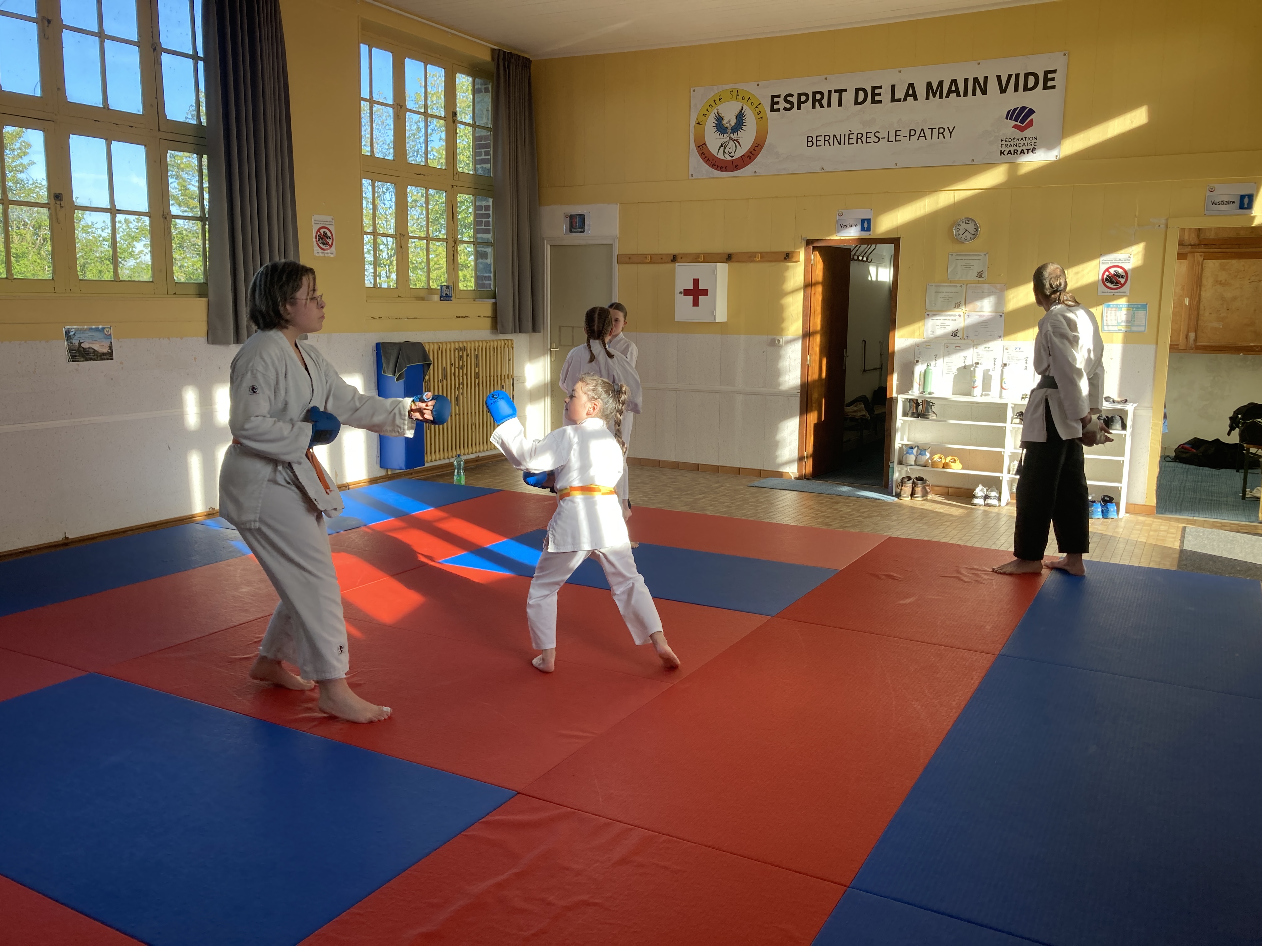 Basse Normandie karaté club de karaté esprit de la main vide condé sur noireau condé en normandie Valdallière Vassy Karaté Shotokan