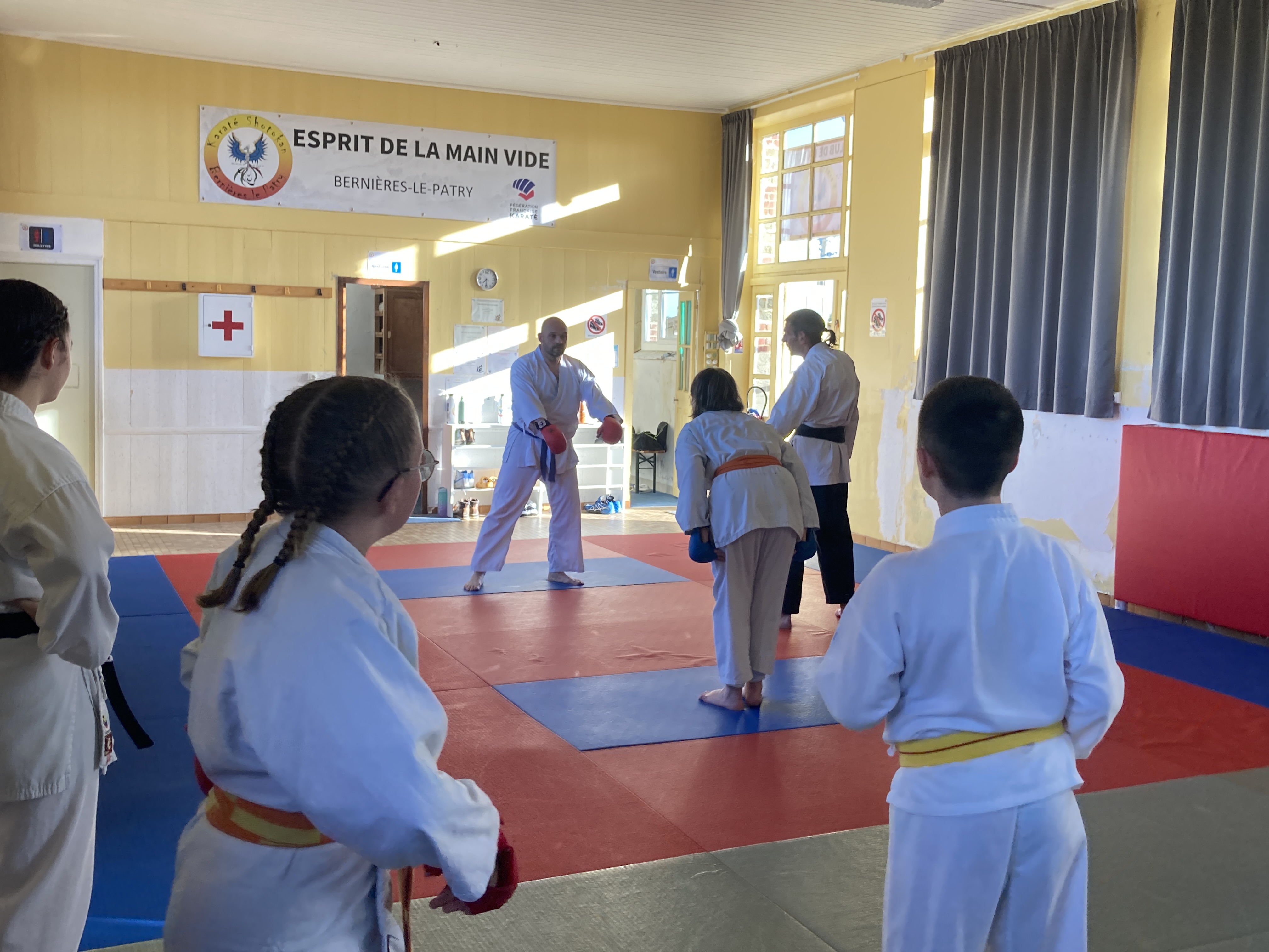 Basse Normandie karaté club de karaté esprit de la main vide condé sur noireau condé en normandie Valdallière Vassy Karaté Shotokan