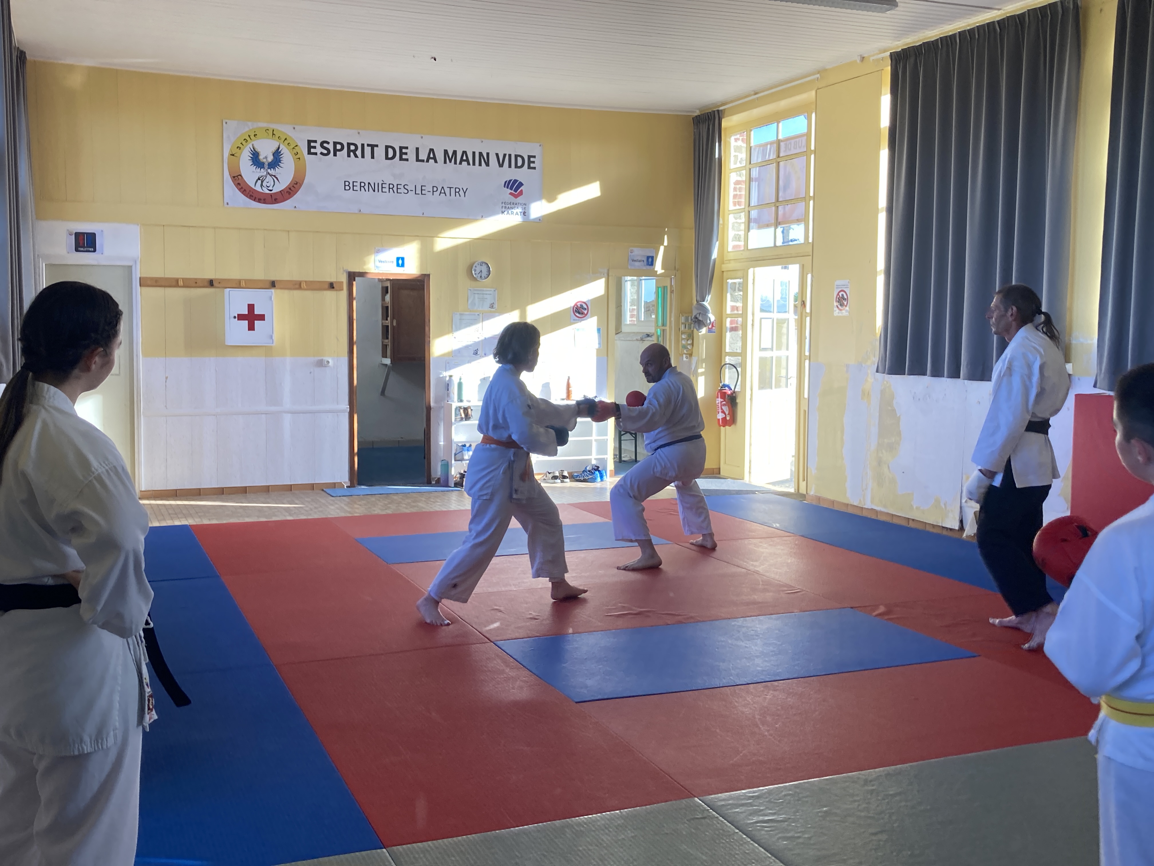 Basse Normandie karaté club de karaté esprit de la main vide condé sur noireau condé en normandie Valdallière Vassy Karaté Shotokan