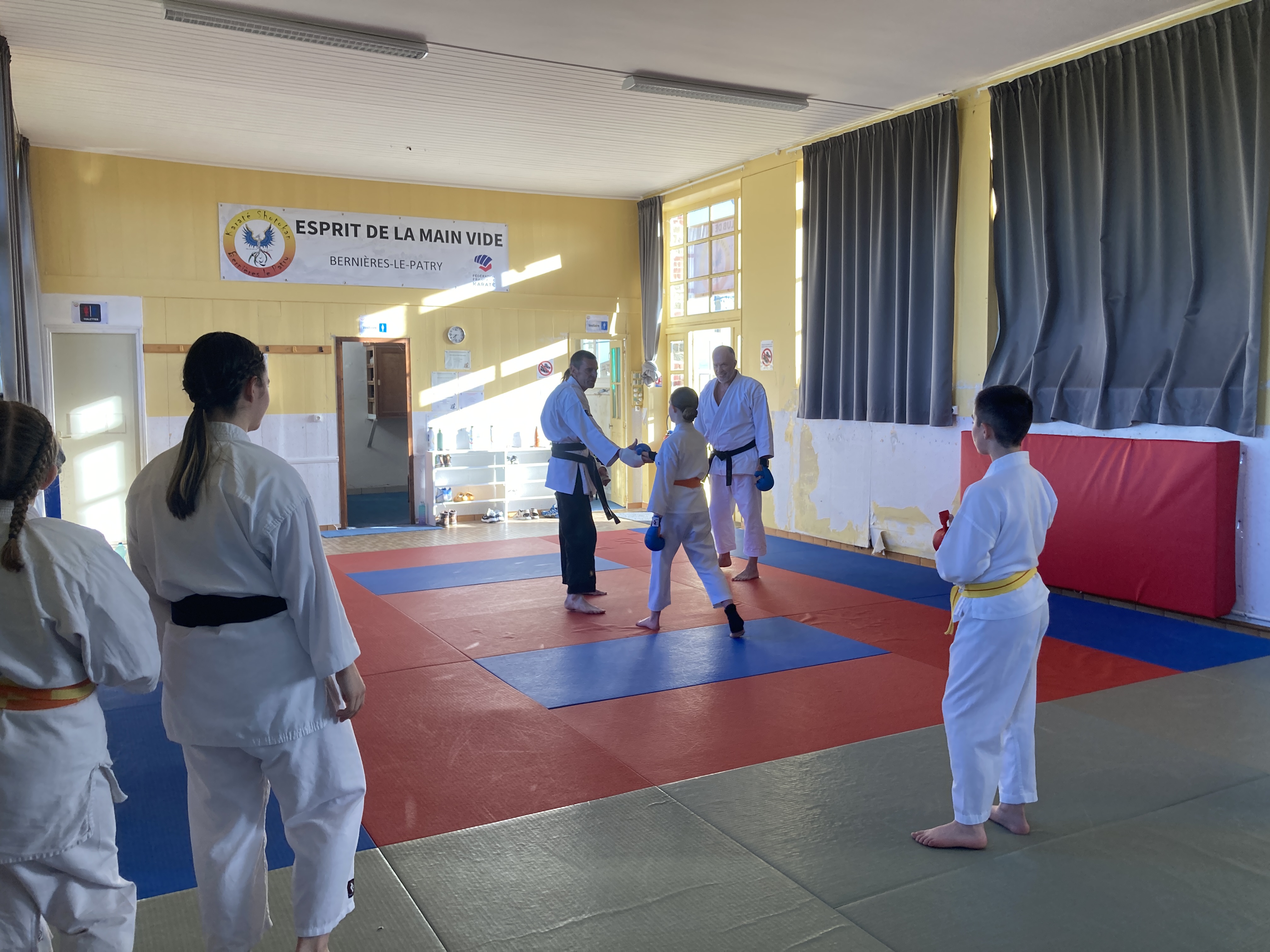 Basse Normandie karaté club de karaté esprit de la main vide condé sur noireau condé en normandie Valdallière Vassy Karaté Shotokan