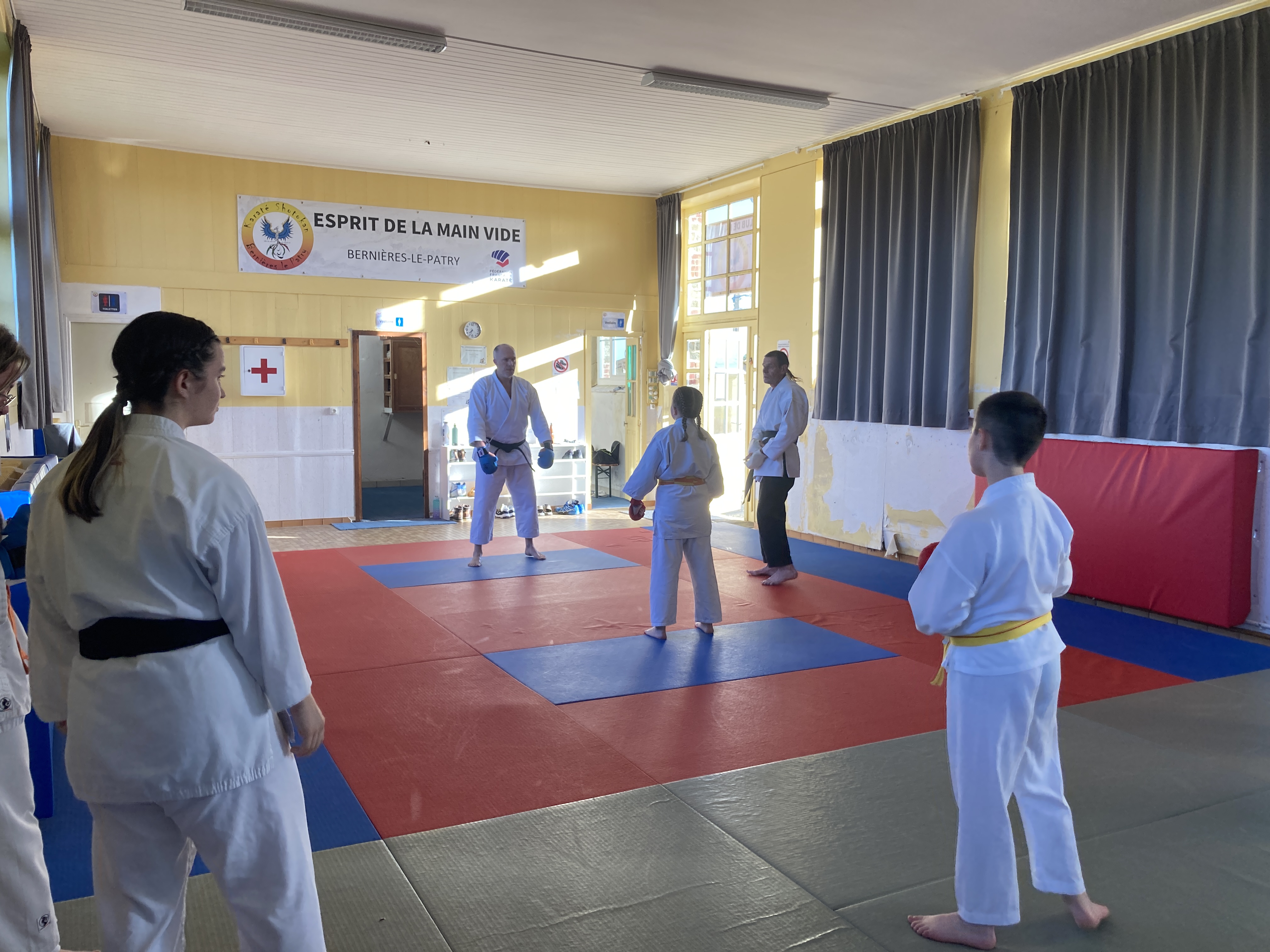 Basse Normandie karaté club de karaté esprit de la main vide condé sur noireau condé en normandie Valdallière Vassy Karaté Shotokan