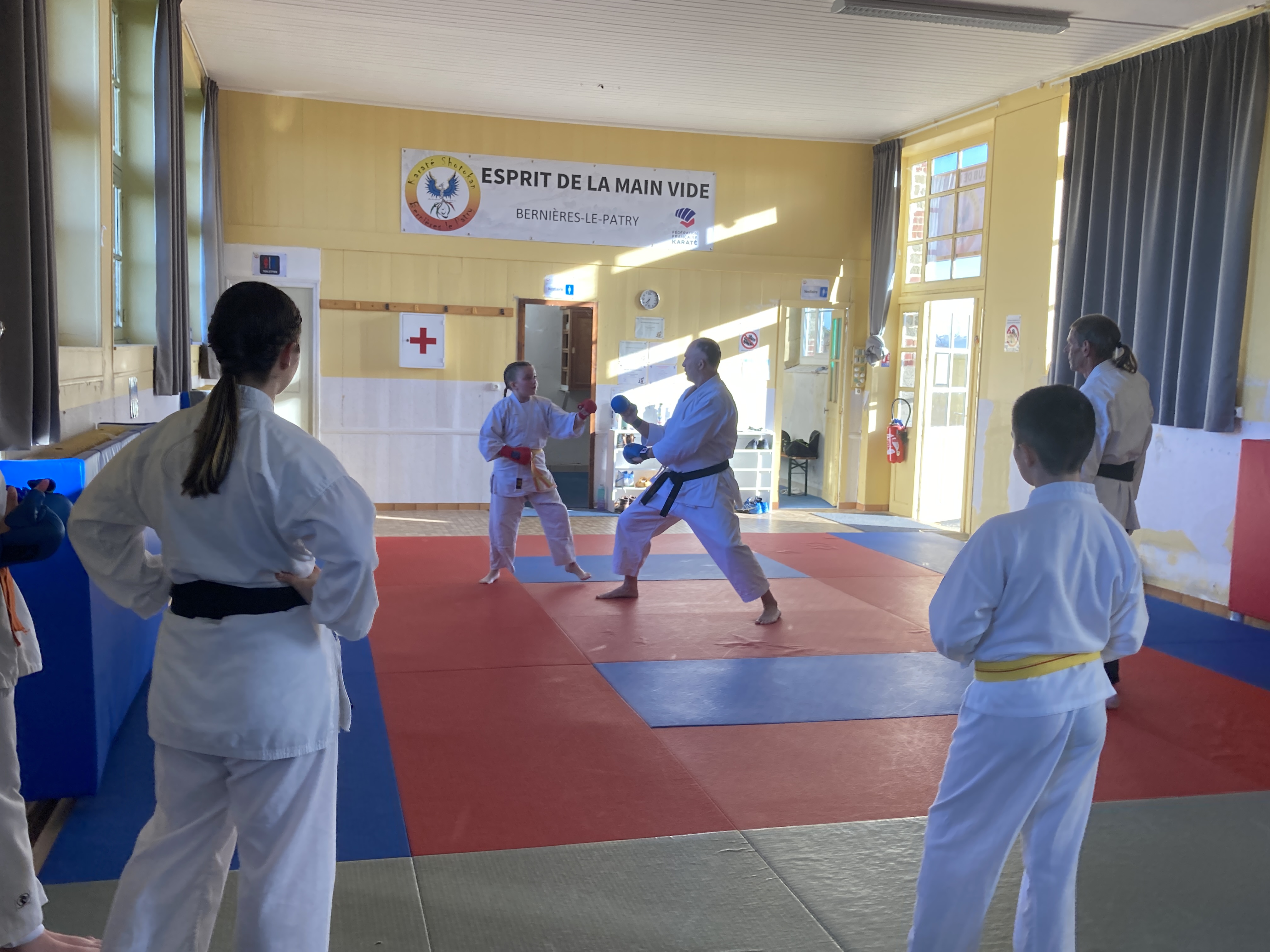 Basse Normandie karaté club de karaté esprit de la main vide condé sur noireau condé en normandie Valdallière Vassy Karaté Shotokan