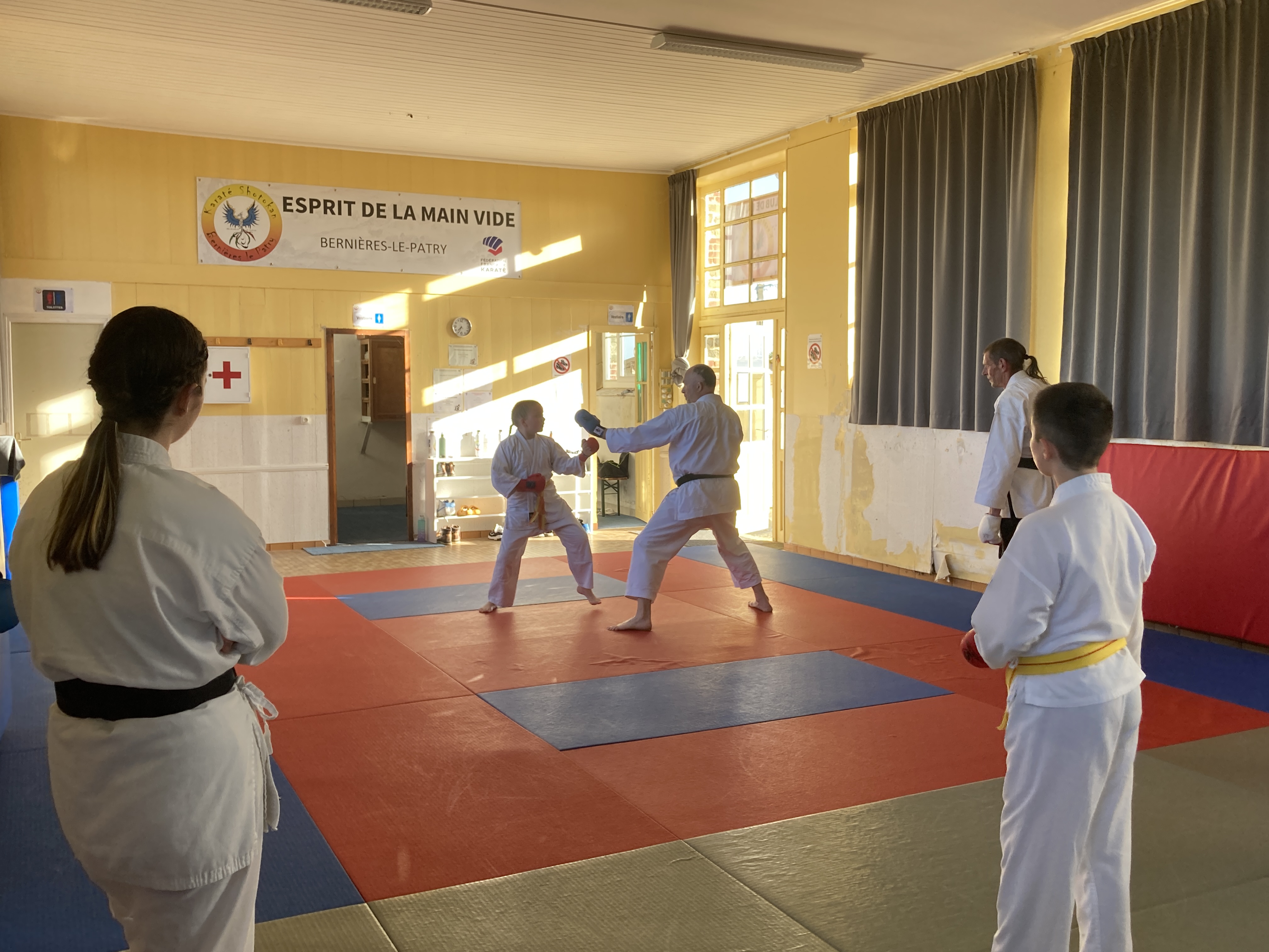 Basse Normandie karaté club de karaté esprit de la main vide condé sur noireau condé en normandie Valdallière Vassy Karaté Shotokan