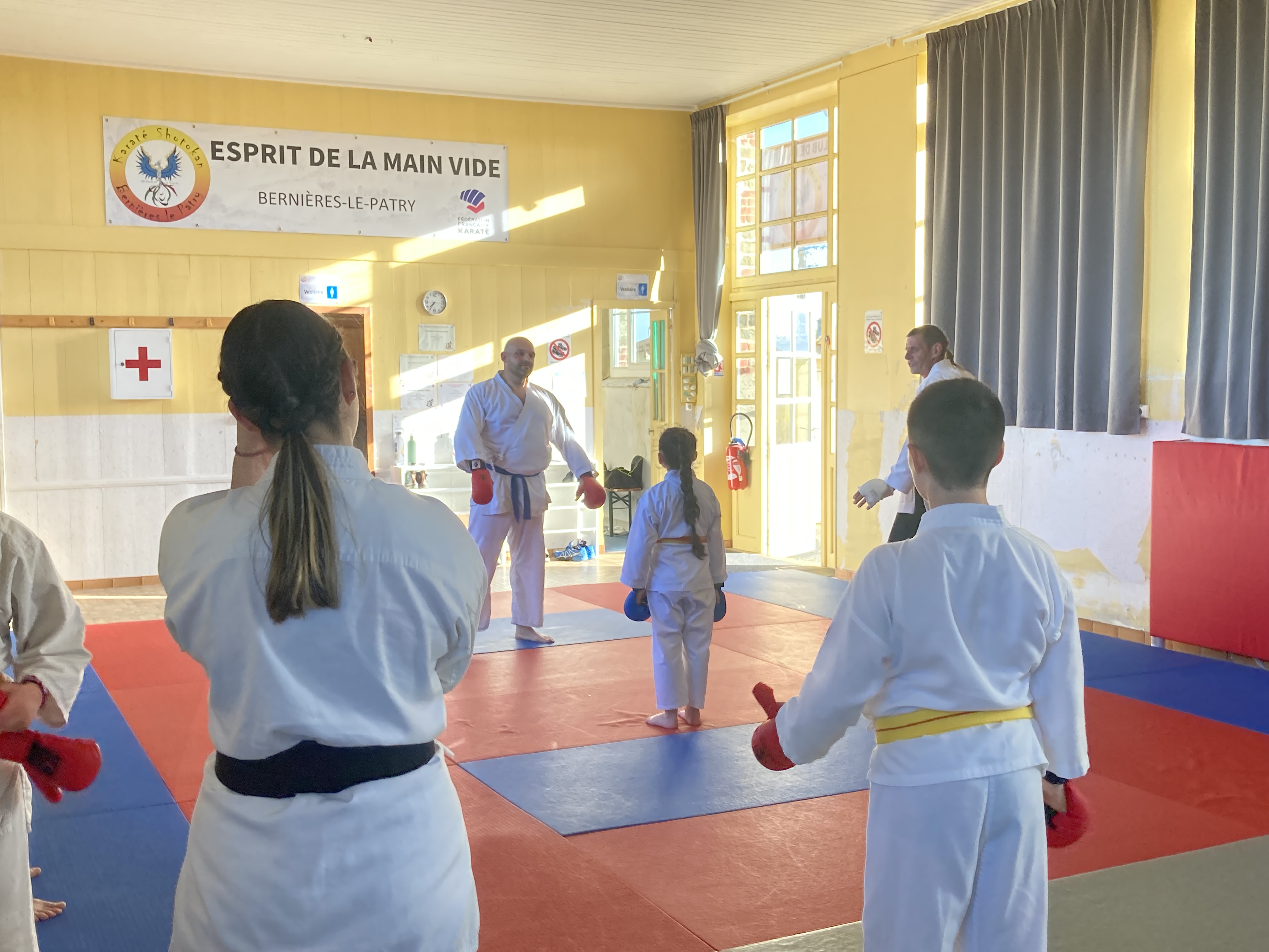 Basse Normandie karaté club de karaté esprit de la main vide condé sur noireau condé en normandie Valdallière Vassy Karaté Shotokan