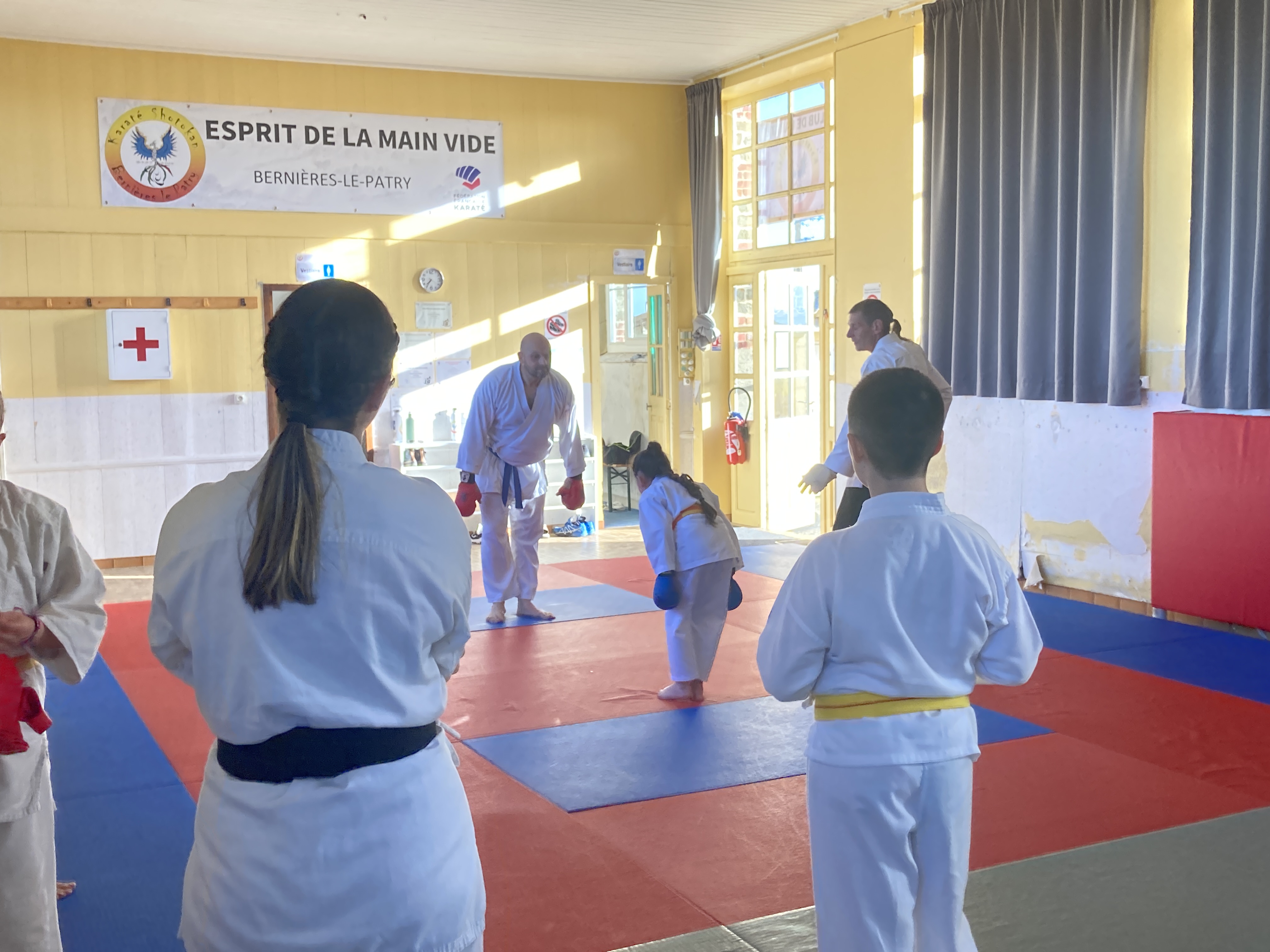 Basse Normandie karaté club de karaté esprit de la main vide condé sur noireau condé en normandie Valdallière Vassy Karaté Shotokan