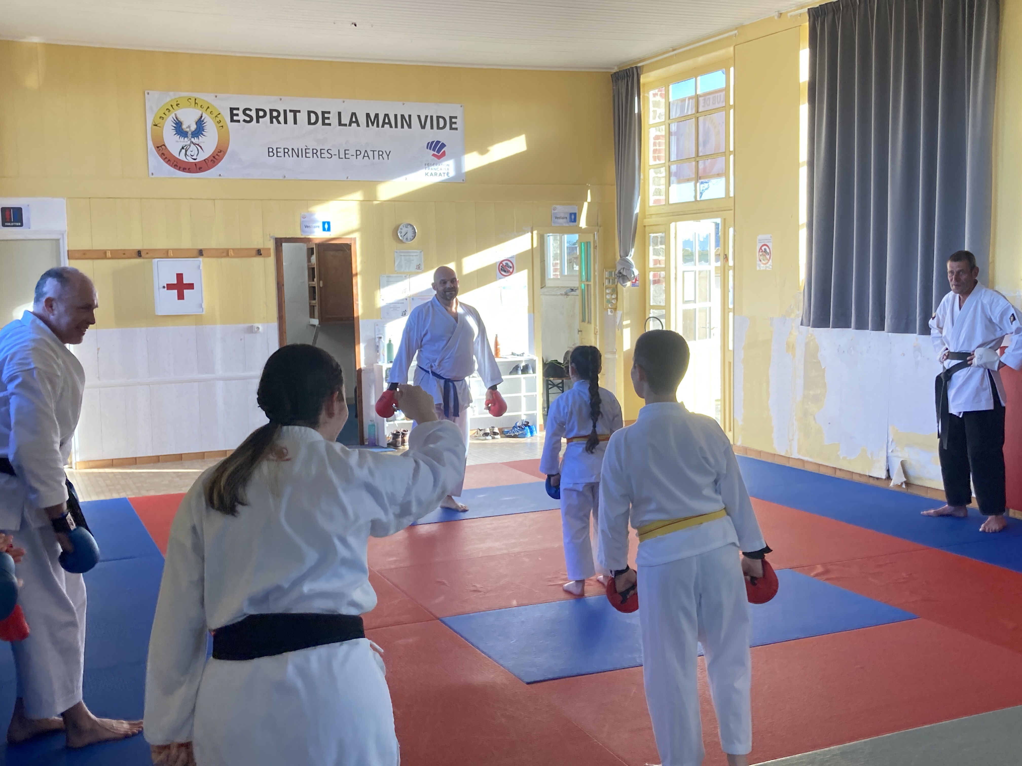 Basse Normandie karaté club de karaté esprit de la main vide condé sur noireau condé en normandie Valdallière Vassy Karaté Shotokan