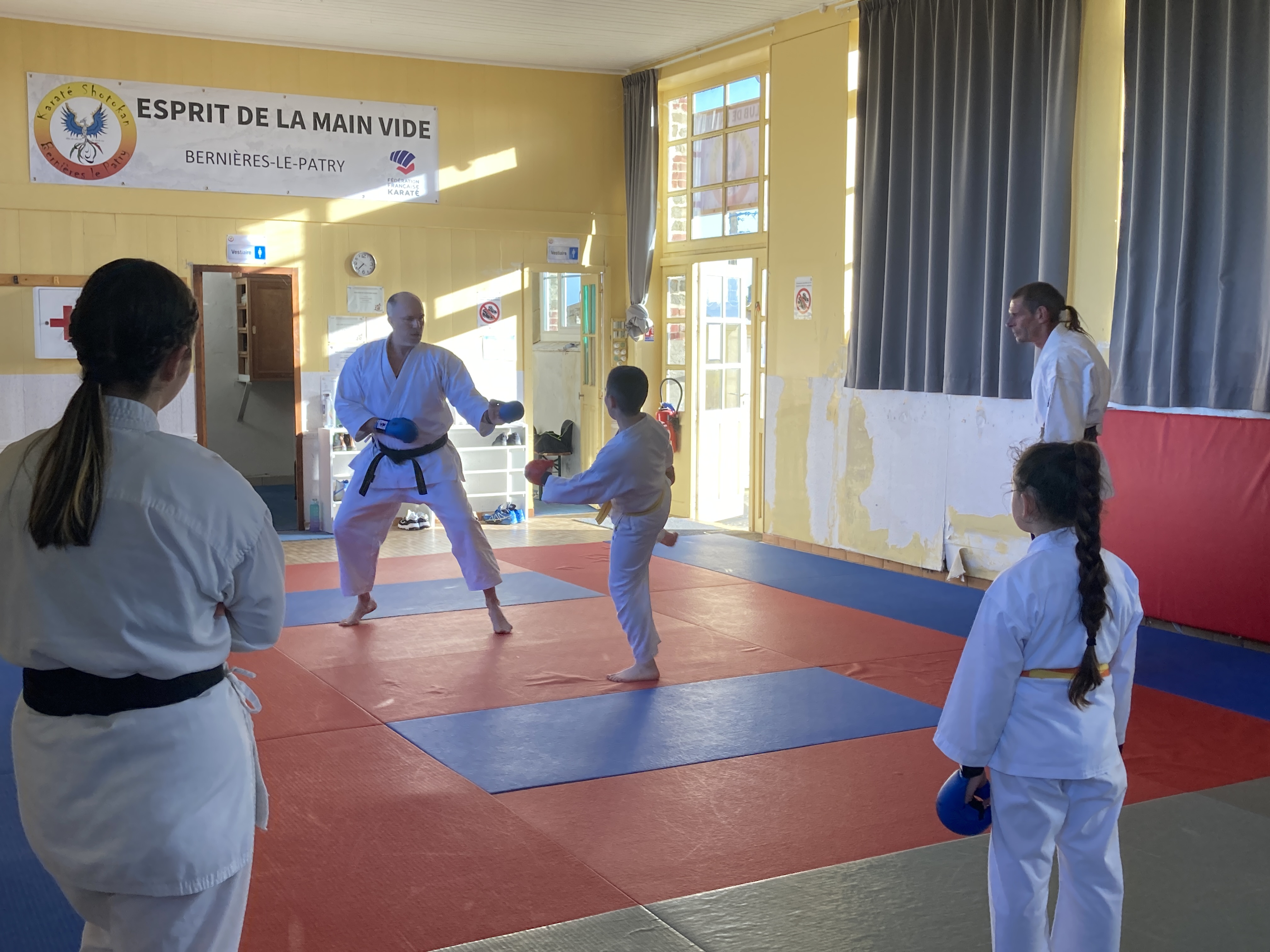 Basse Normandie karaté club de karaté esprit de la main vide condé sur noireau condé en normandie Valdallière Vassy Karaté Shotokan