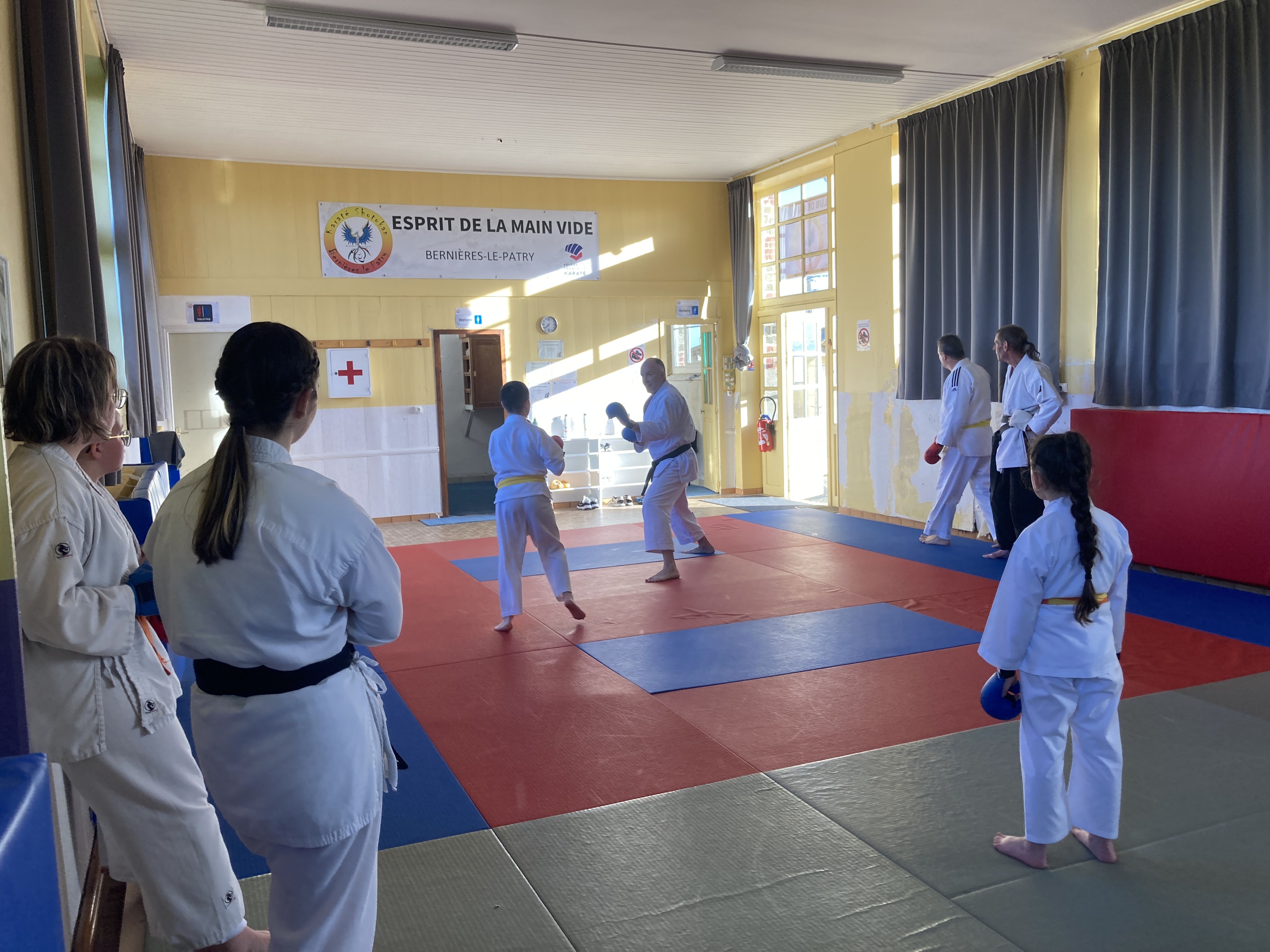 Basse Normandie karaté club de karaté esprit de la main vide condé sur noireau condé en normandie Valdallière Vassy Karaté Shotokan