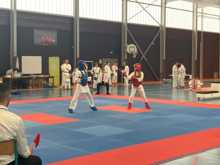 Basse Normandie karaté club de karaté esprit de la main vide condé sur noireau condé en normandie Valdallière Vassy Karaté Shotokan