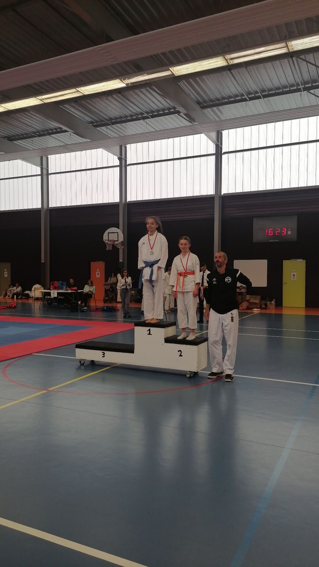 Basse Normandie karaté club de karaté esprit de la main vide condé sur noireau condé en normandie Valdallière Vassy Karaté Shotokan