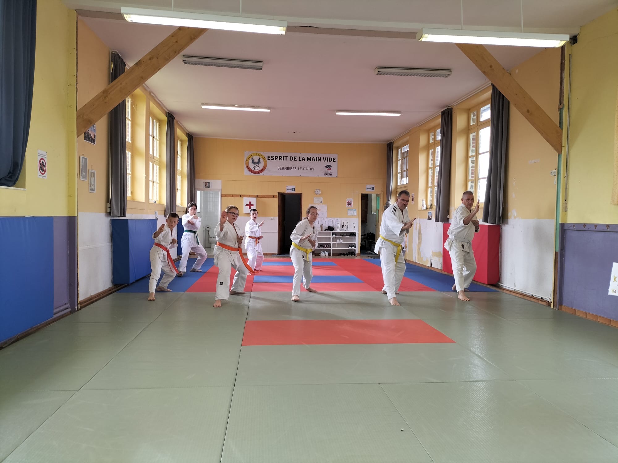 Basse Normandie karaté club de karaté esprit de la main vide condé sur noireau condé en normandie Valdallière Vassy Karaté Shotokan