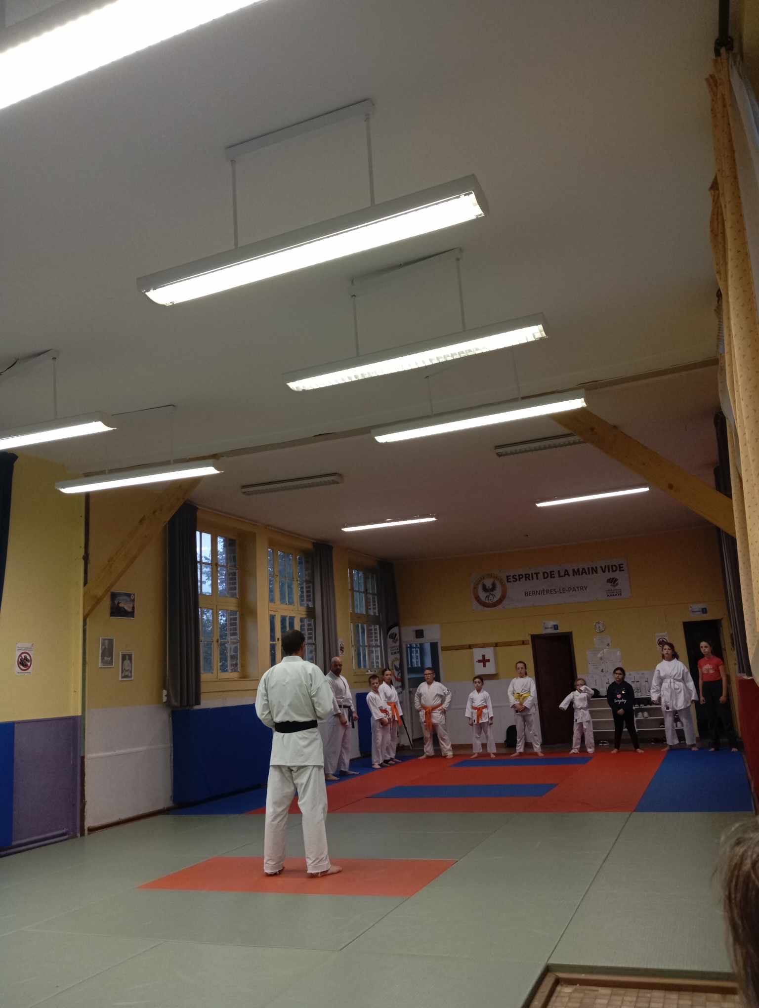 Basse Normandie karaté club de karaté esprit de la main vide condé sur noireau condé en normandie Valdallière Vassy Karaté Shotokan