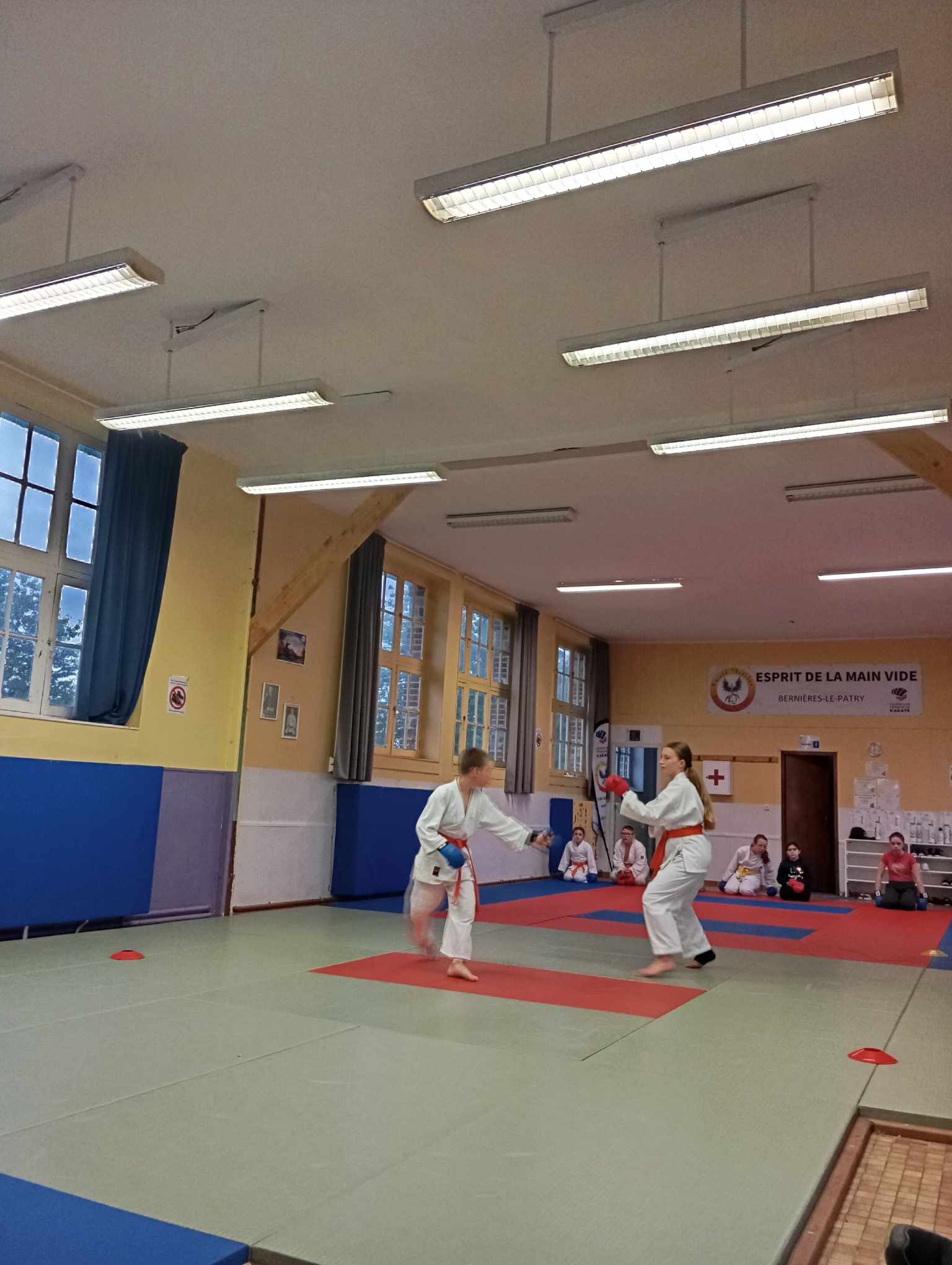 Basse Normandie karaté club de karaté esprit de la main vide condé sur noireau condé en normandie Valdallière Vassy Karaté Shotokan