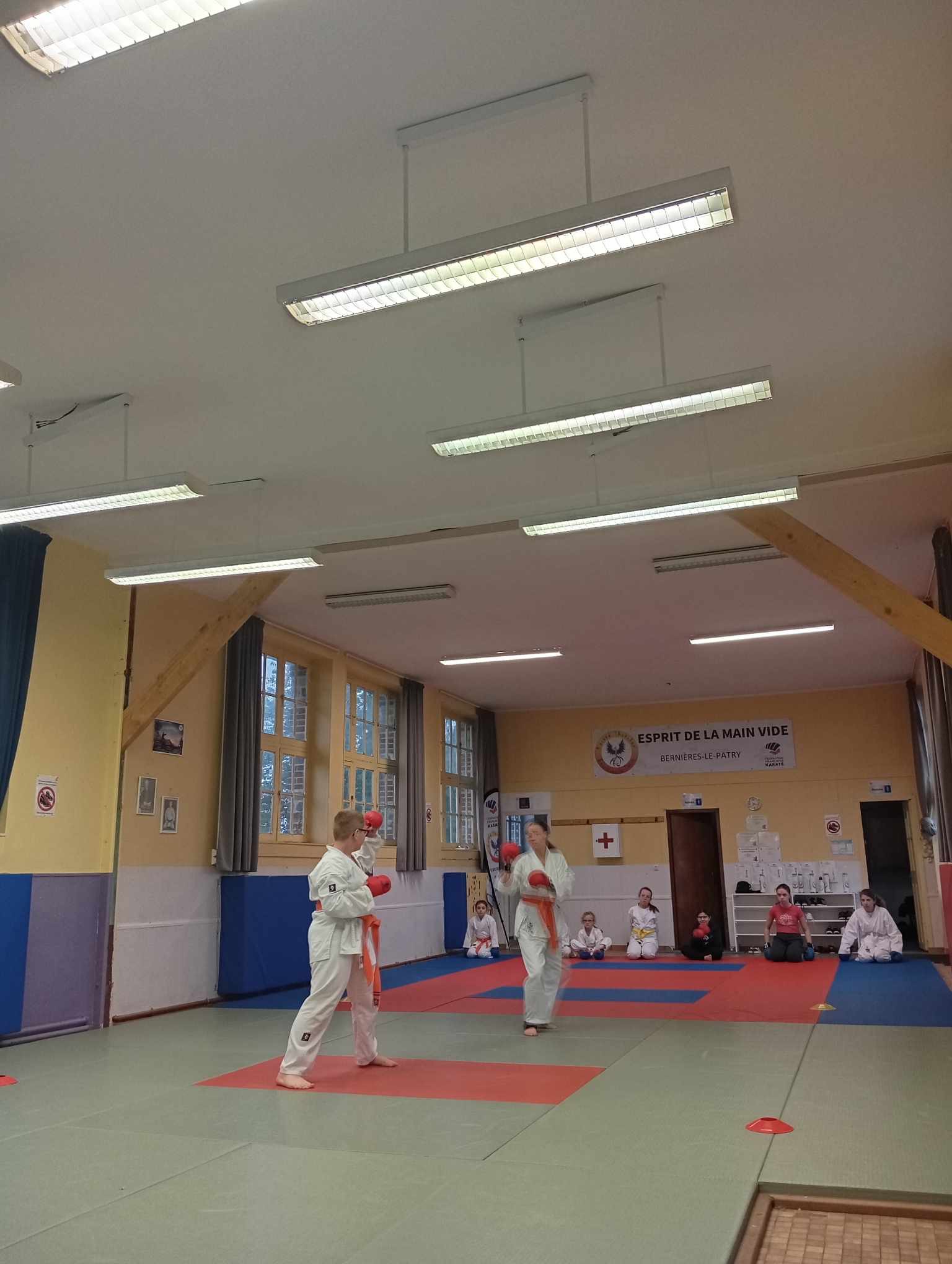 Basse Normandie karaté club de karaté esprit de la main vide condé sur noireau condé en normandie Valdallière Vassy Karaté Shotokan