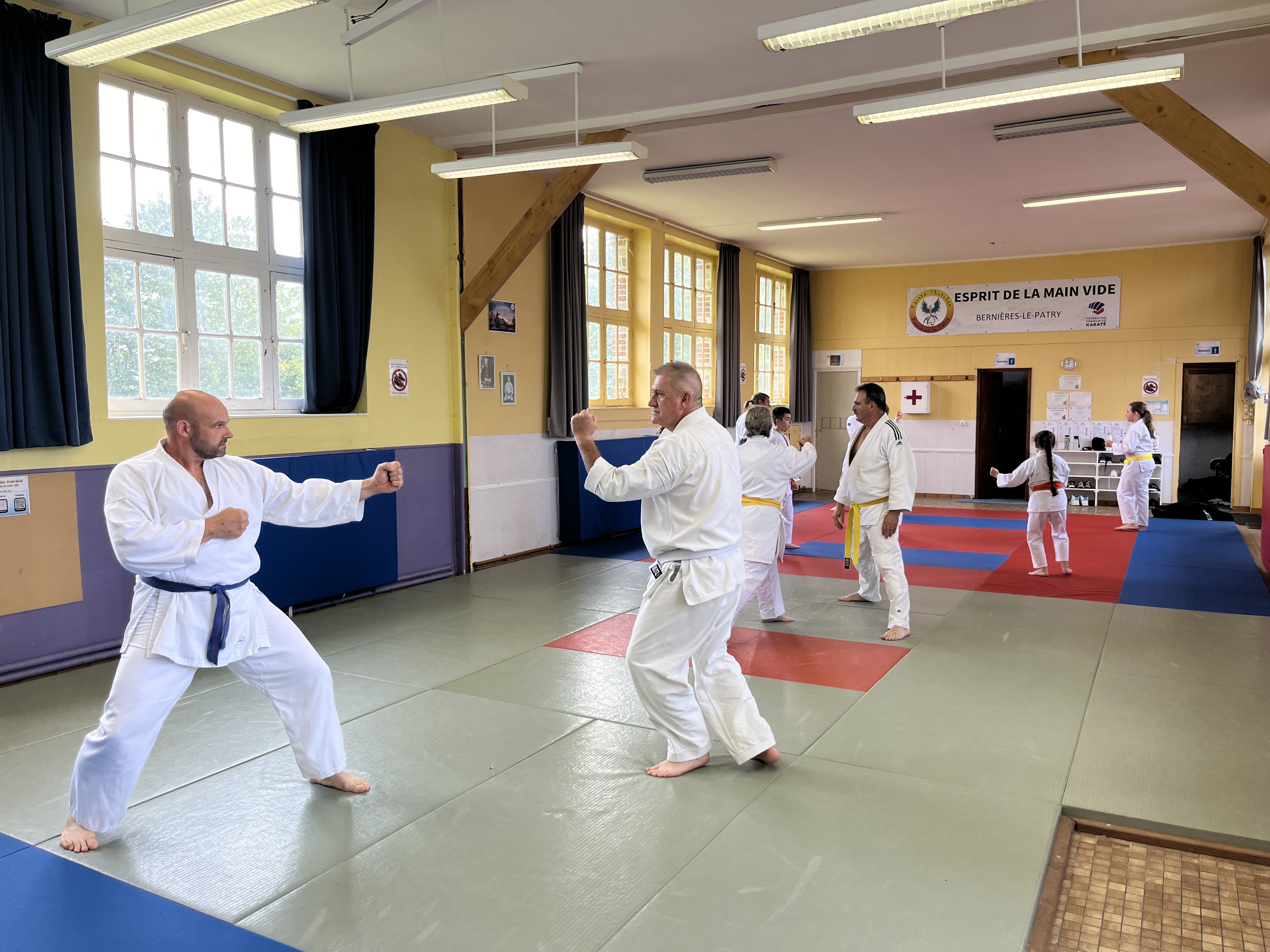 Basse Normandie karaté club de karaté esprit de la main vide condé sur noireau condé en normandie Valdallière Vassy Karaté Shotokan