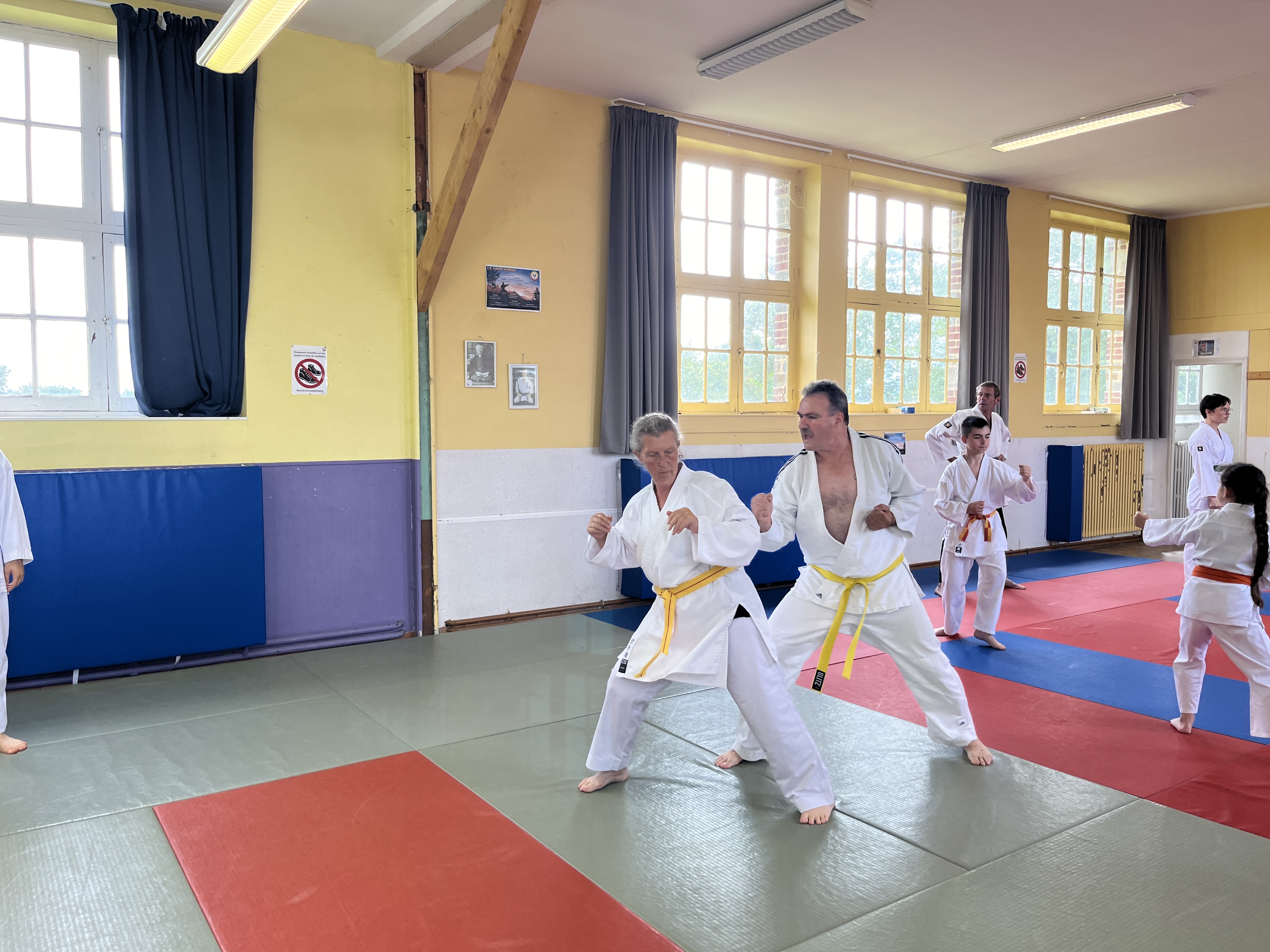 Basse Normandie karaté club de karaté esprit de la main vide condé sur noireau condé en normandie Valdallière Vassy Karaté Shotokan