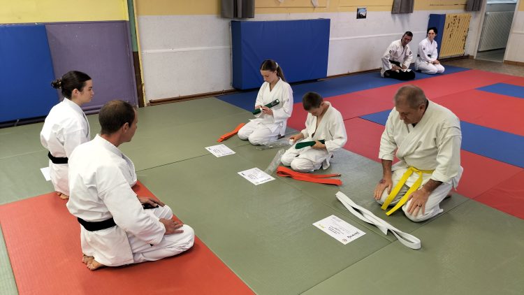 Basse Normandie karaté club de karaté esprit de la main vide condé sur noireau condé en normandie Valdallière Vassy Karaté Shotokan