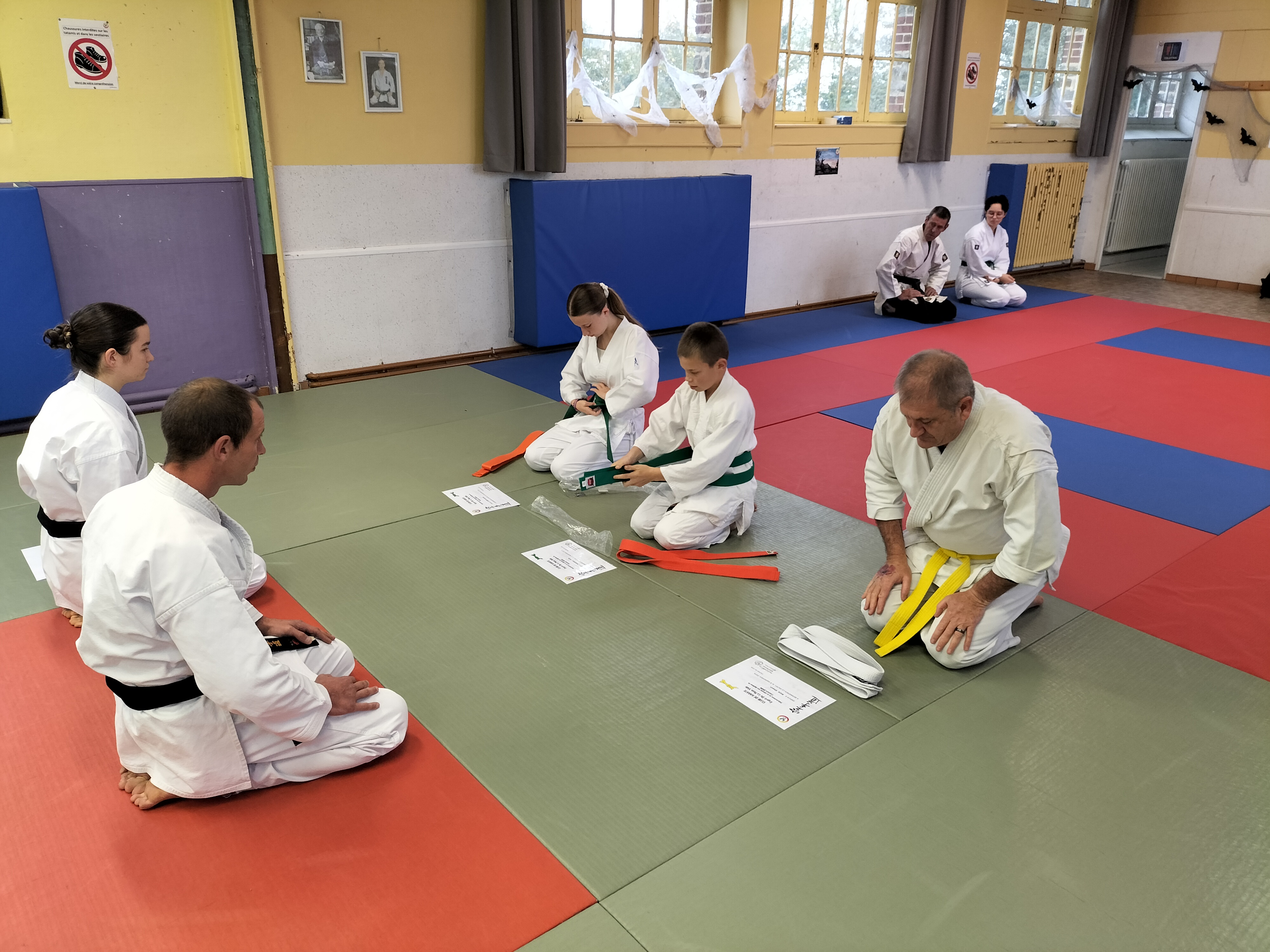 Basse Normandie karaté club de karaté esprit de la main vide condé sur noireau condé en normandie Valdallière Vassy Karaté Shotokan