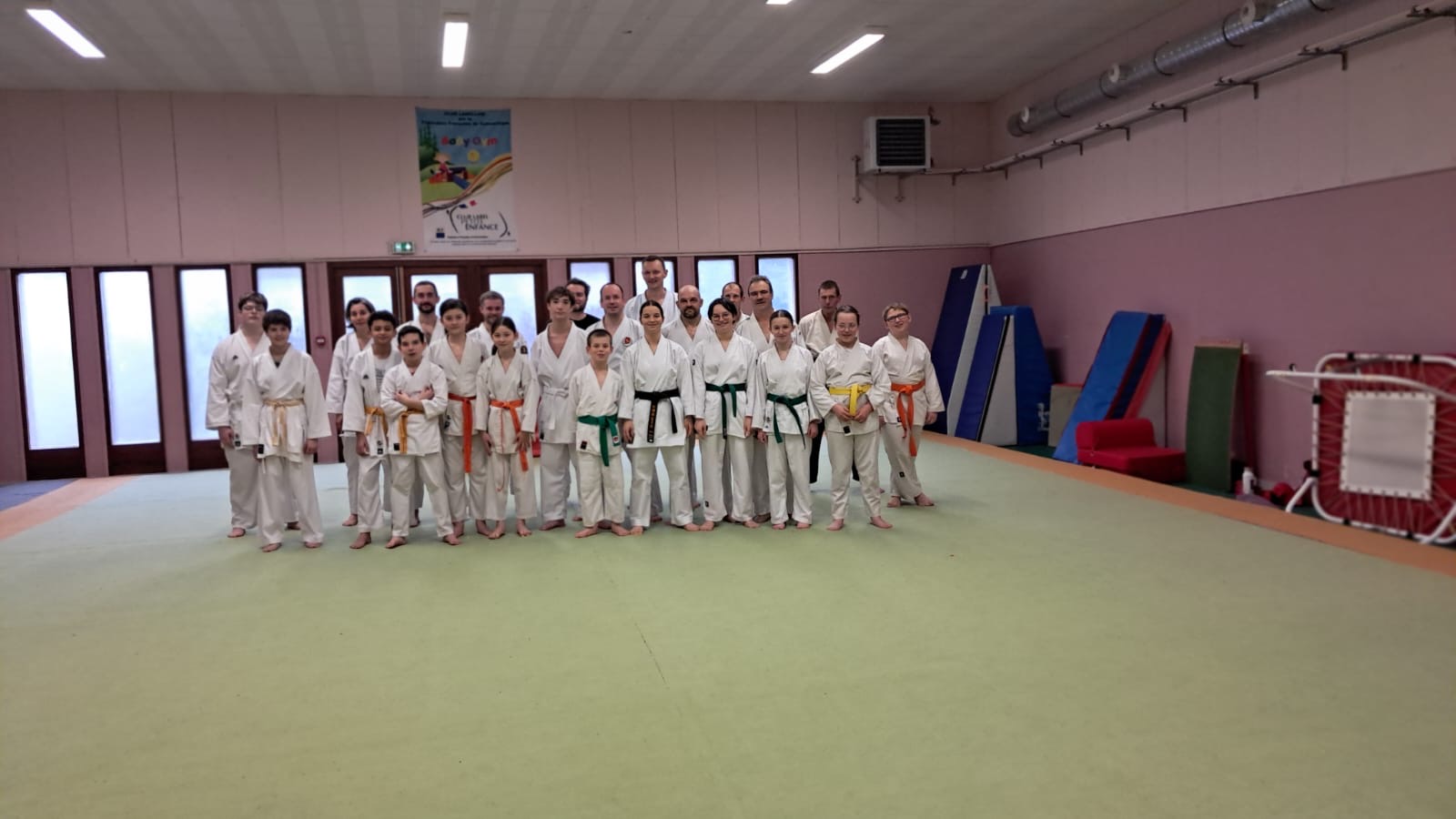 Basse Normandie karaté club de karaté esprit de la main vide condé sur noireau condé en normandie Valdallière Vassy Karaté Shotokan