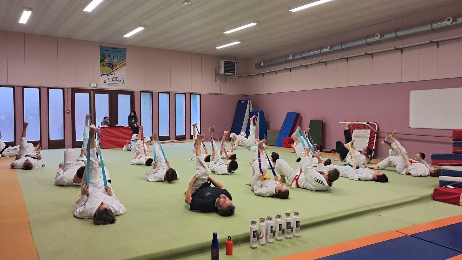 Basse Normandie karaté club de karaté esprit de la main vide condé sur noireau condé en normandie Valdallière Vassy Karaté Shotokan