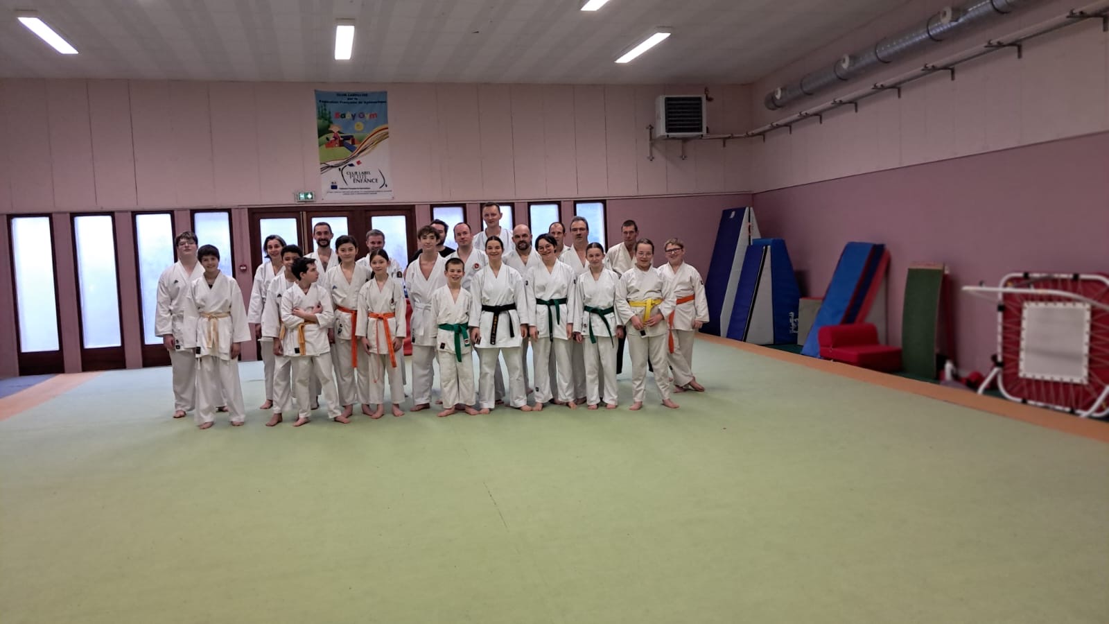 Basse Normandie karaté club de karaté esprit de la main vide condé sur noireau condé en normandie Valdallière Vassy Karaté Shotokan