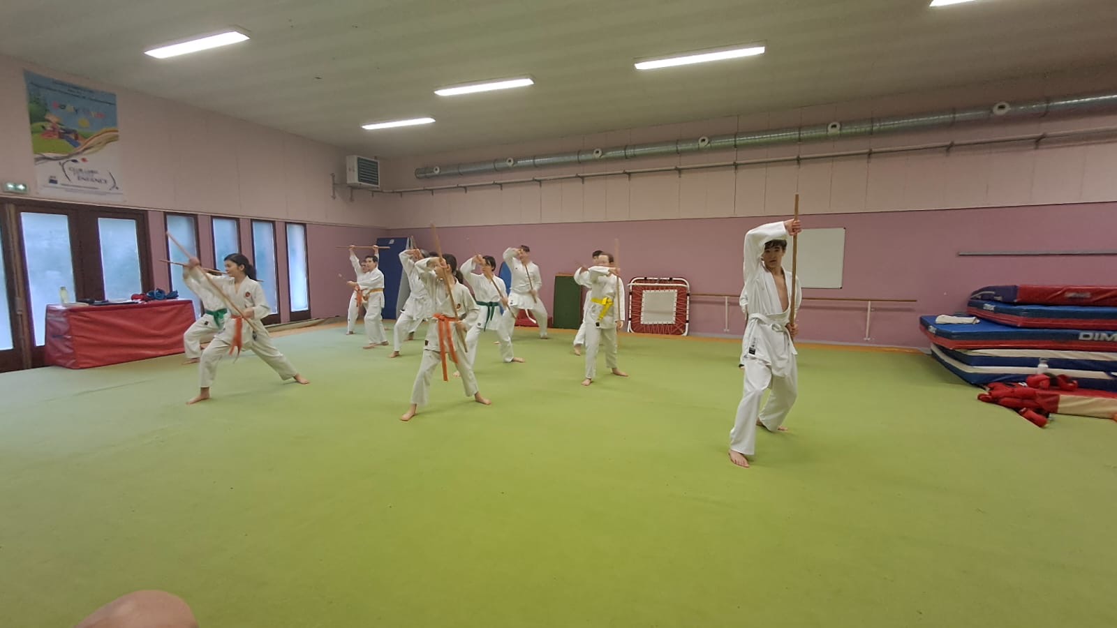 Basse Normandie karaté club de karaté esprit de la main vide condé sur noireau condé en normandie Valdallière Vassy Karaté Shotokan