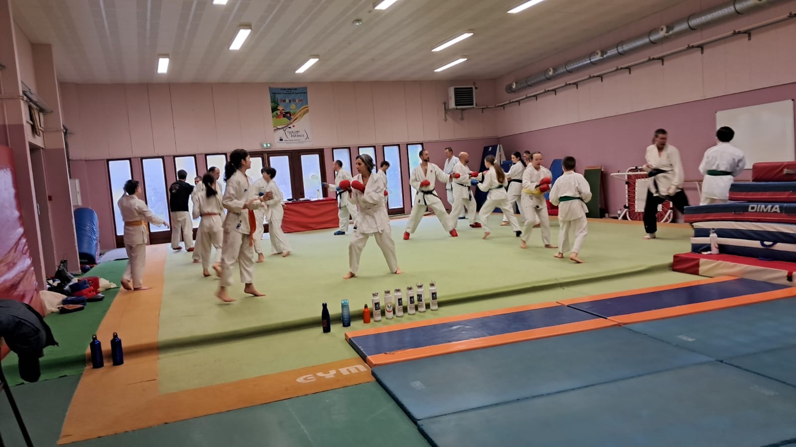 Basse Normandie karaté club de karaté esprit de la main vide condé sur noireau condé en normandie Valdallière Vassy Karaté Shotokan