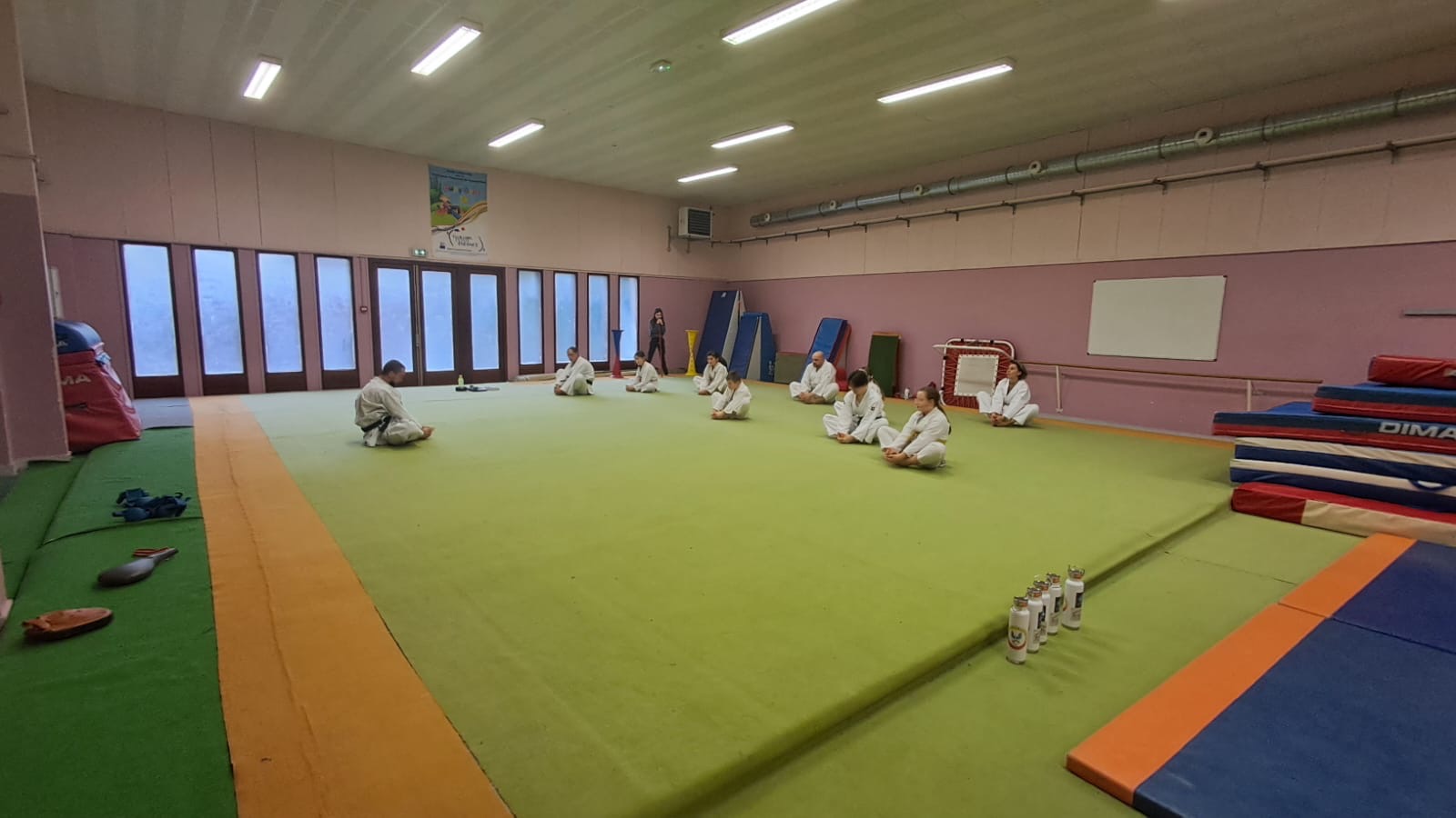 Basse Normandie karaté club de karaté esprit de la main vide condé sur noireau condé en normandie Valdallière Vassy Karaté Shotokan