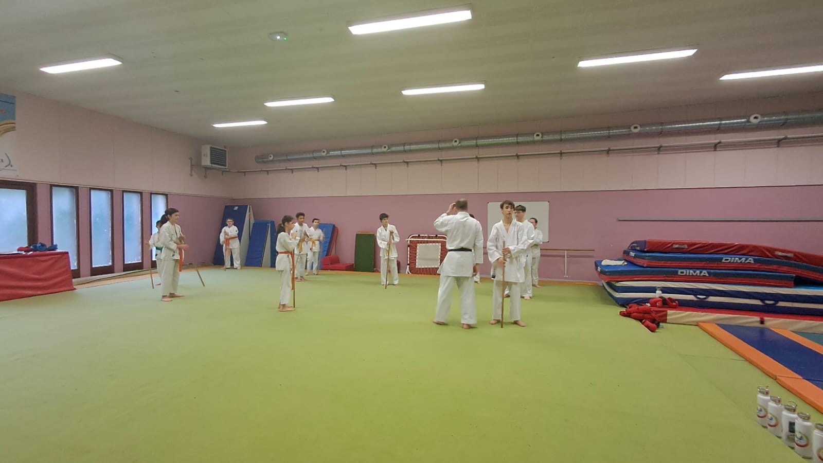 Basse Normandie karaté club de karaté esprit de la main vide condé sur noireau condé en normandie Valdallière Vassy Karaté Shotokan