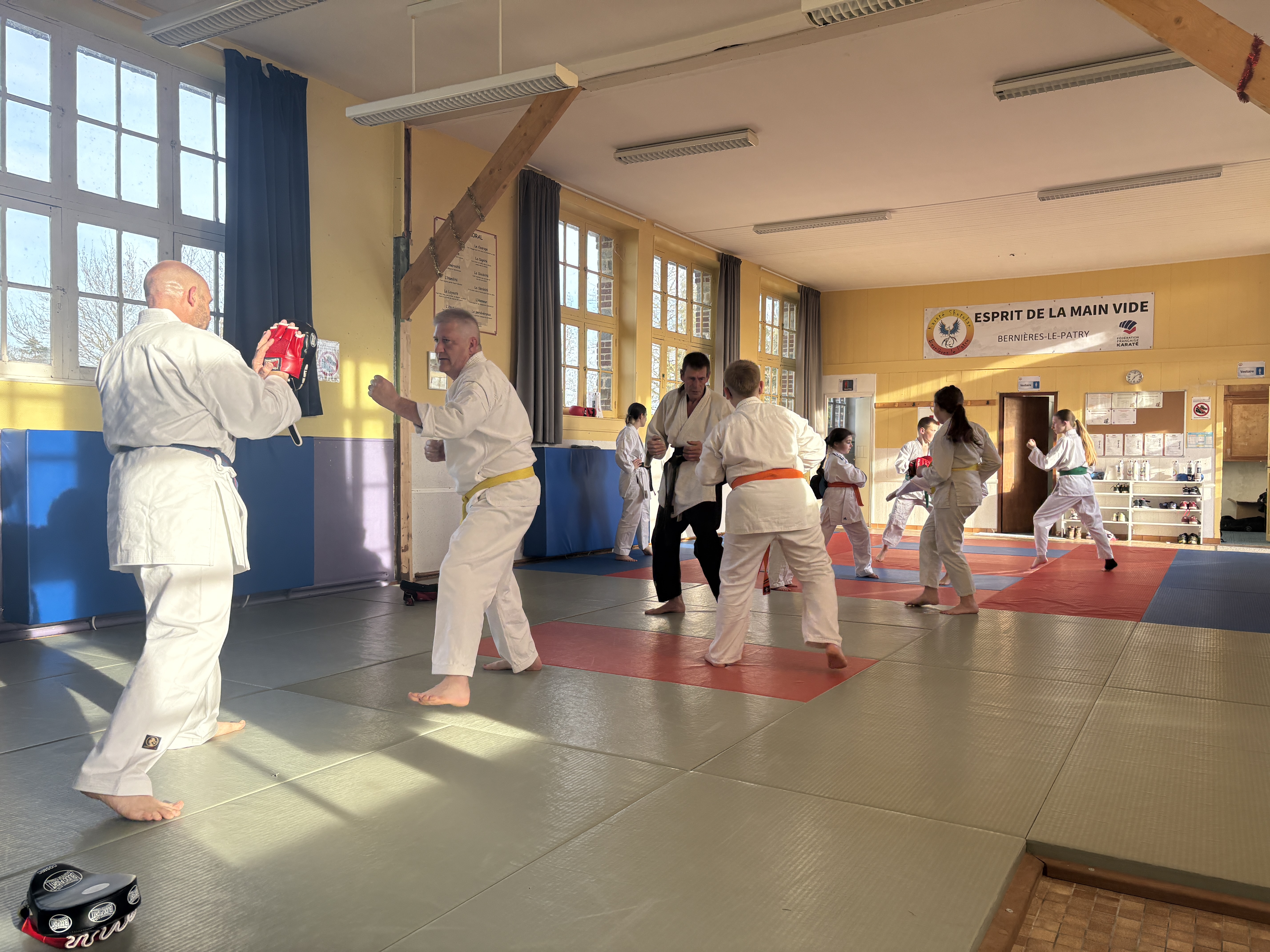 Basse Normandie karaté club de karaté esprit de la main vide condé sur noireau condé en normandie Valdallière Vassy Karaté Shotokan calvados basse normandie orne manche