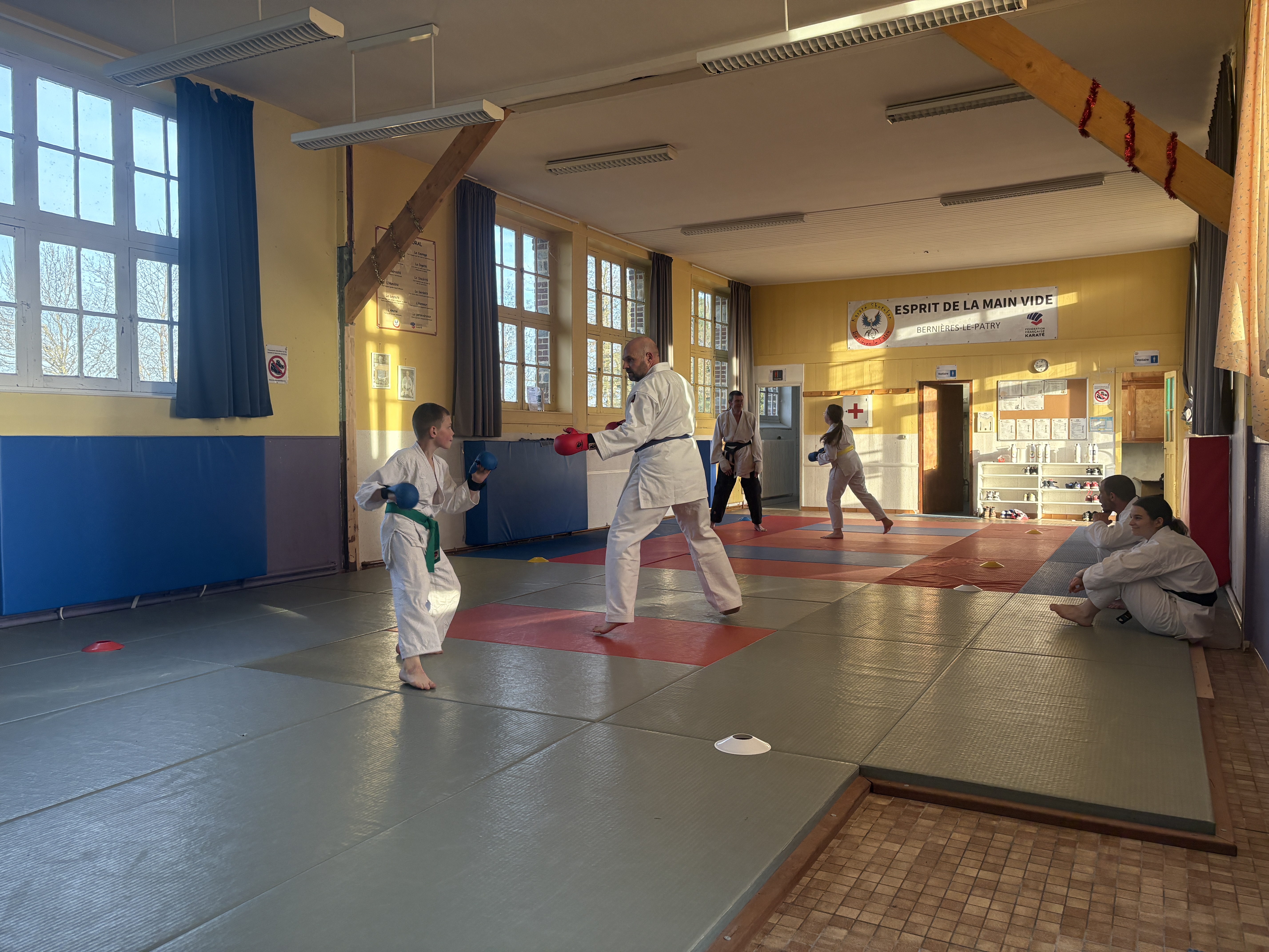 Basse Normandie karaté club de karaté esprit de la main vide condé sur noireau condé en normandie Valdallière Vassy Karaté Shotokan calvados basse normandie orne manche