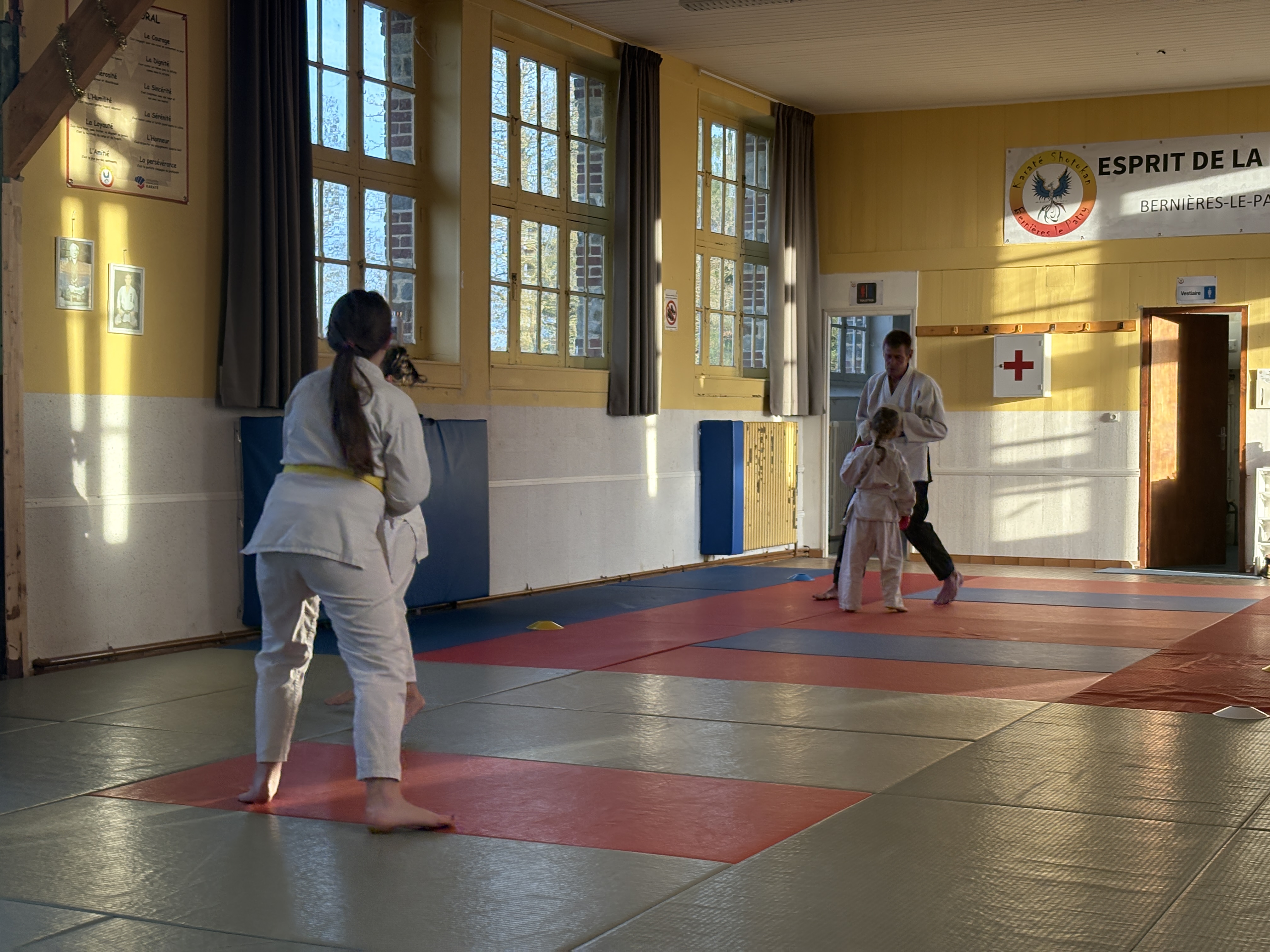 Basse Normandie karaté club de karaté esprit de la main vide condé sur noireau condé en normandie Valdallière Vassy Karaté Shotokan calvados basse normandie orne manche