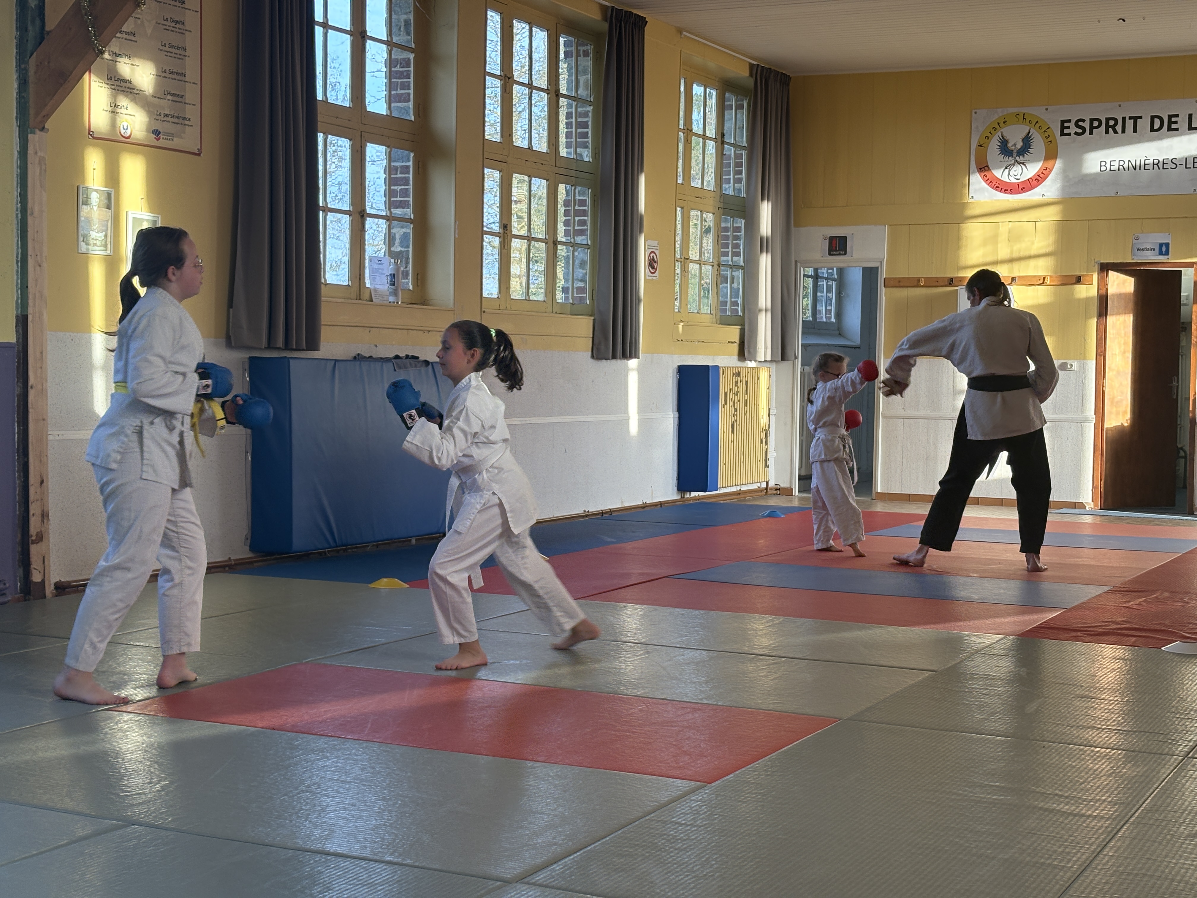 Basse Normandie karaté club de karaté esprit de la main vide condé sur noireau condé en normandie Valdallière Vassy Karaté Shotokan calvados basse normandie orne manche