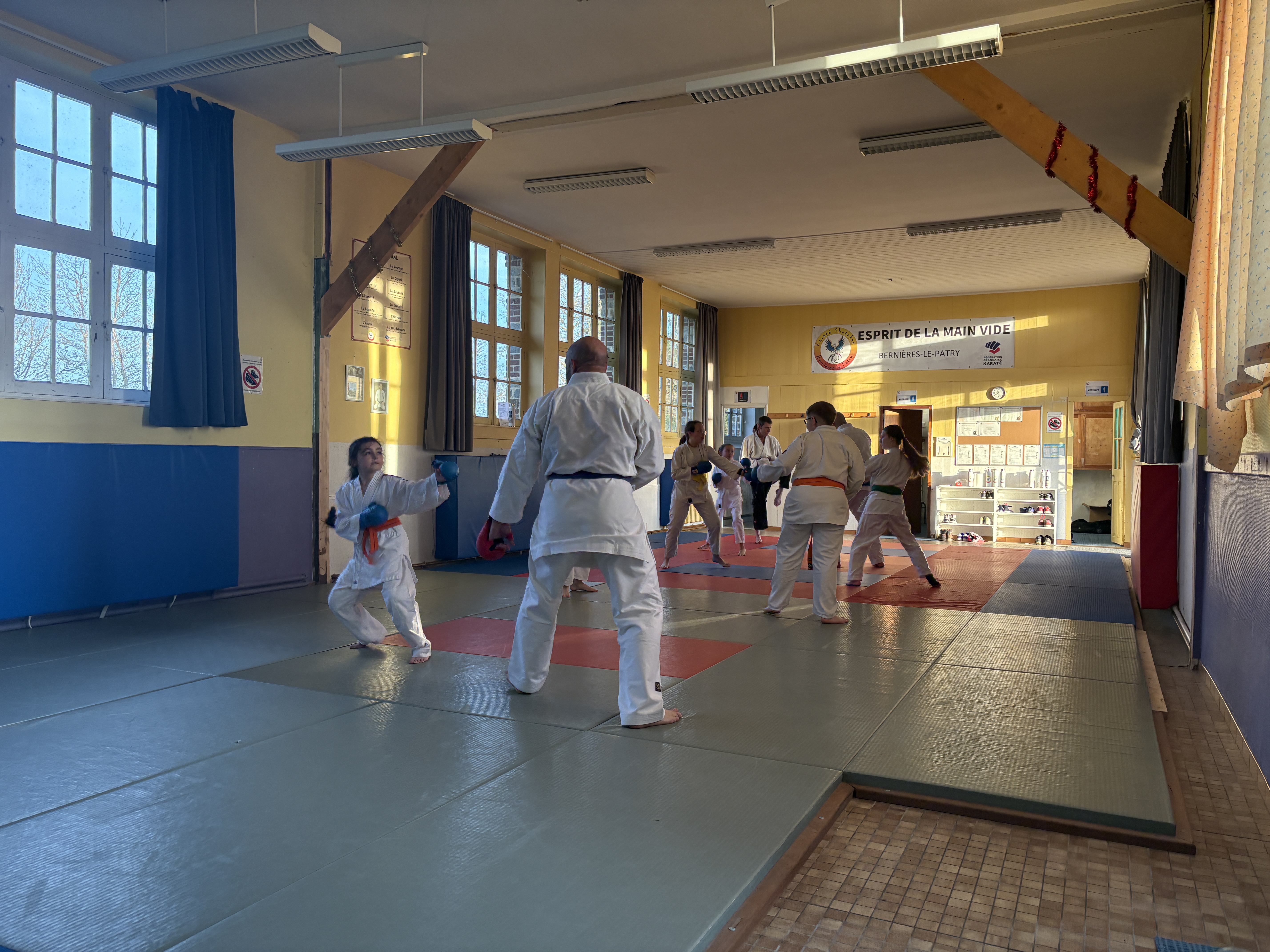 Basse Normandie karaté club de karaté esprit de la main vide condé sur noireau condé en normandie Valdallière Vassy Karaté Shotokan calvados basse normandie orne manche