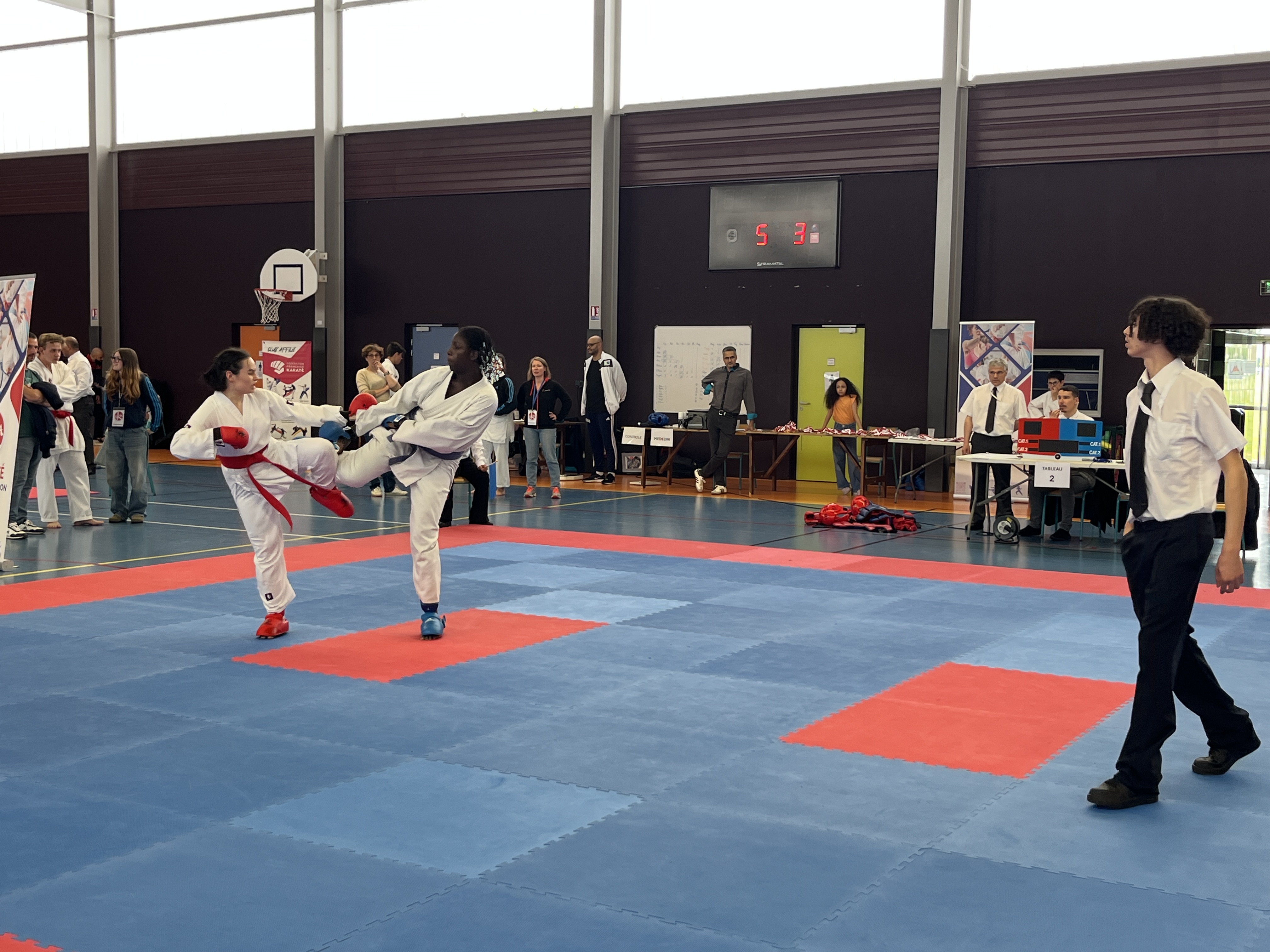 Basse Normandie karaté club de karaté esprit de la main vide condé sur noireau condé en normandie Valdallière Vassy Karaté Shotokan calvados basse normandie orne manche